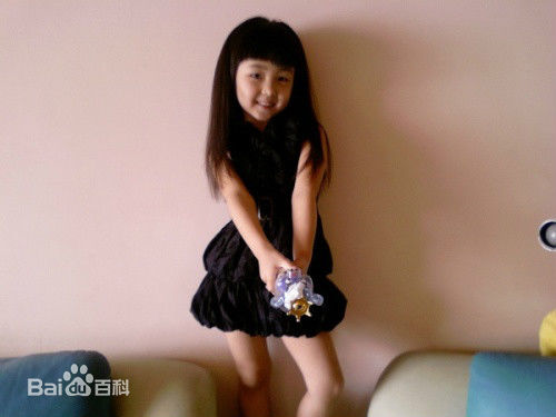 张子枫(Wendy Zhang)枫枫的成长时光素颜照相册