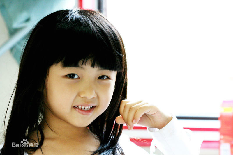 张子枫(Wendy Zhang)枫枫的成长时光素颜照相册