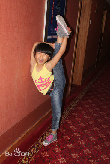 张子枫(Wendy Zhang)枫枫的成长时光素颜照相册