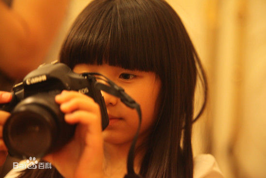 张子枫(Wendy Zhang)枫枫的成长时光素颜照相册