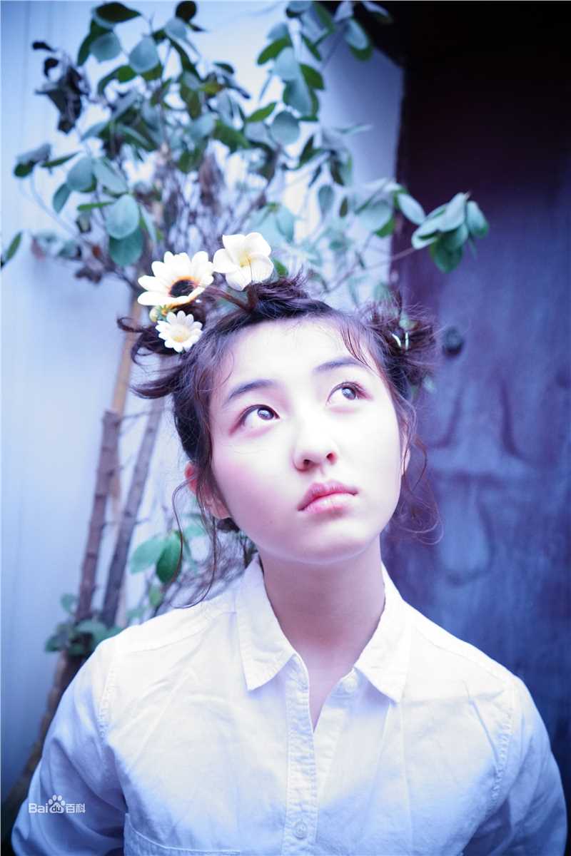 张子枫(Wendy Zhang)微“枫”前后照片