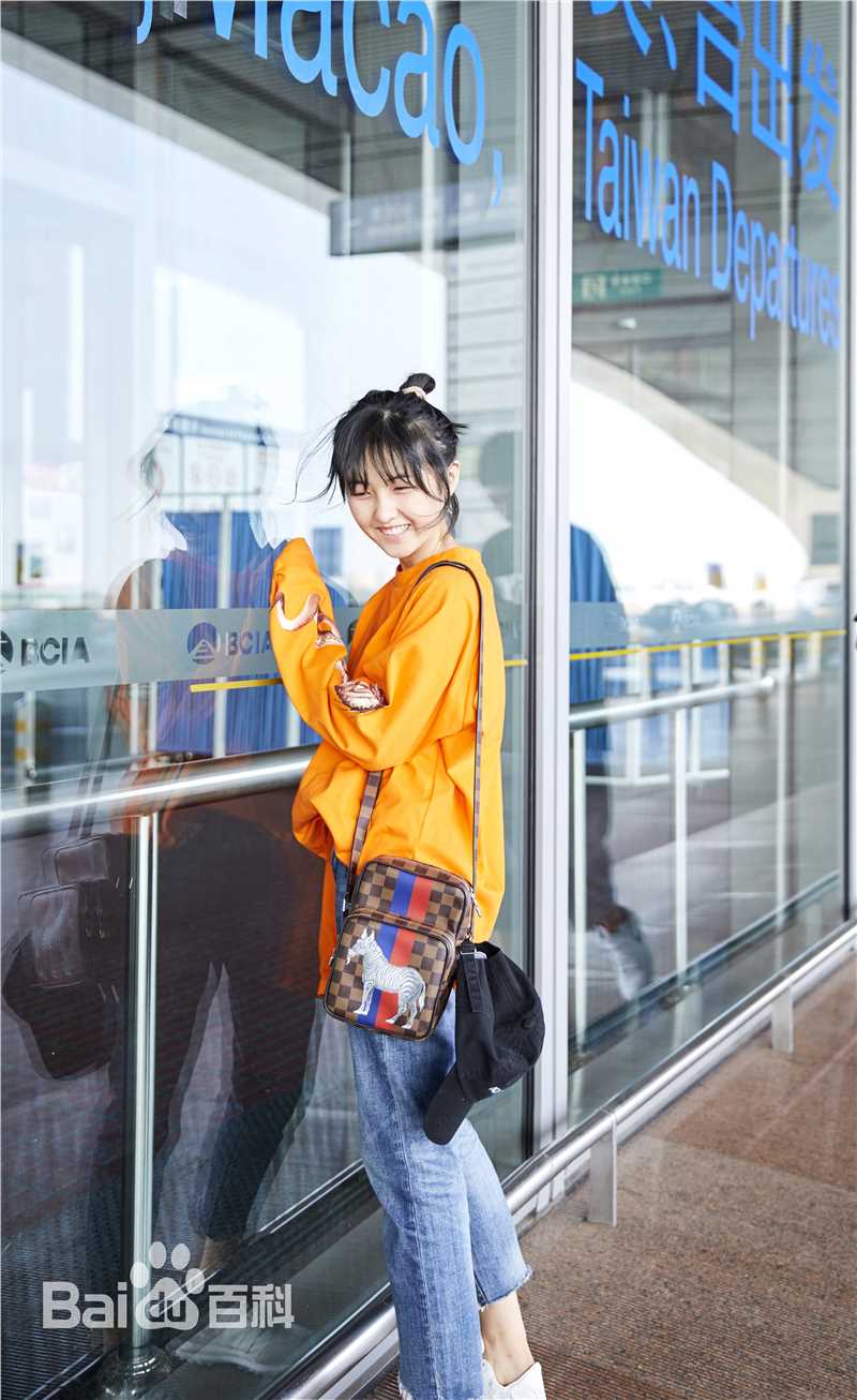 张子枫(Wendy Zhang)微“枫”前后照片