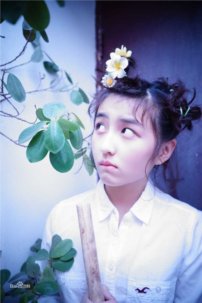 张子枫(Wendy Zhang)微“枫”前后照片