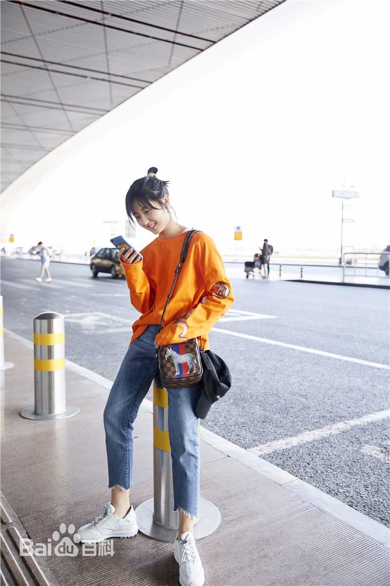 张子枫(Wendy Zhang)微“枫”前后照片