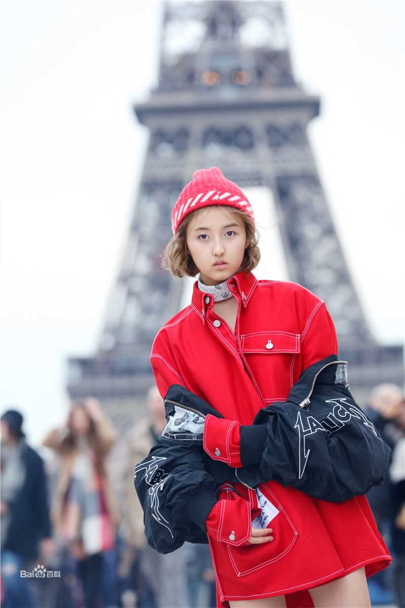 张子枫(Wendy Zhang)2017巴黎时装周生活照相册