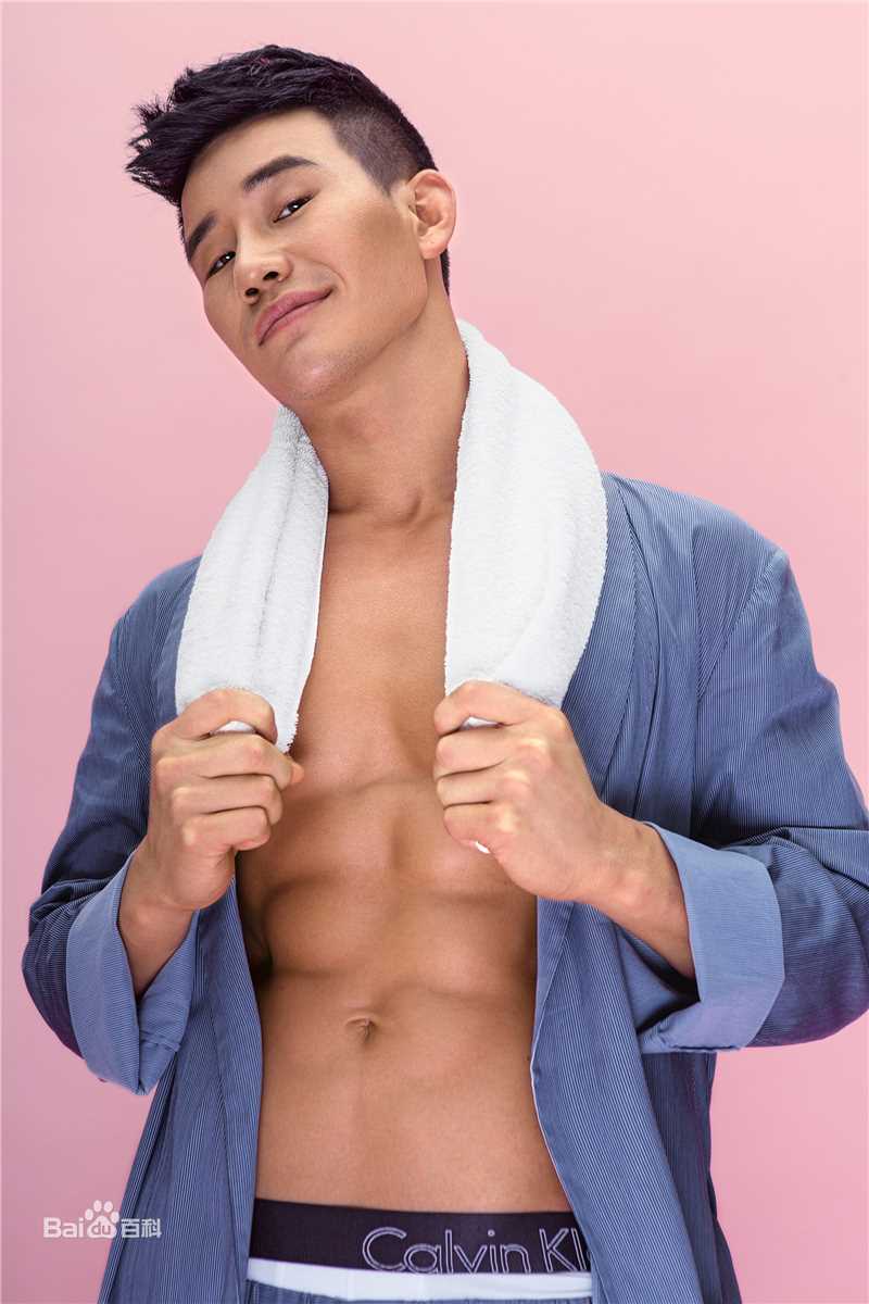 谢孟伟(Bruce)帅气