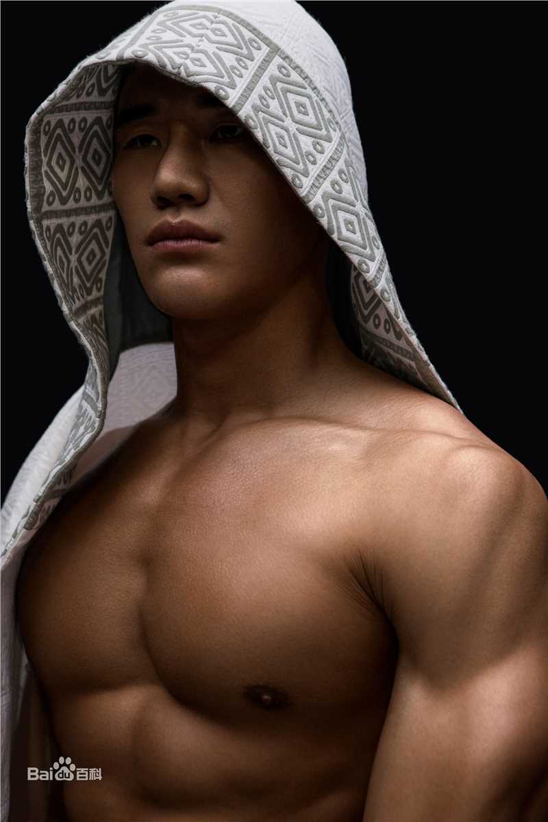 谢孟伟(Bruce)帅气