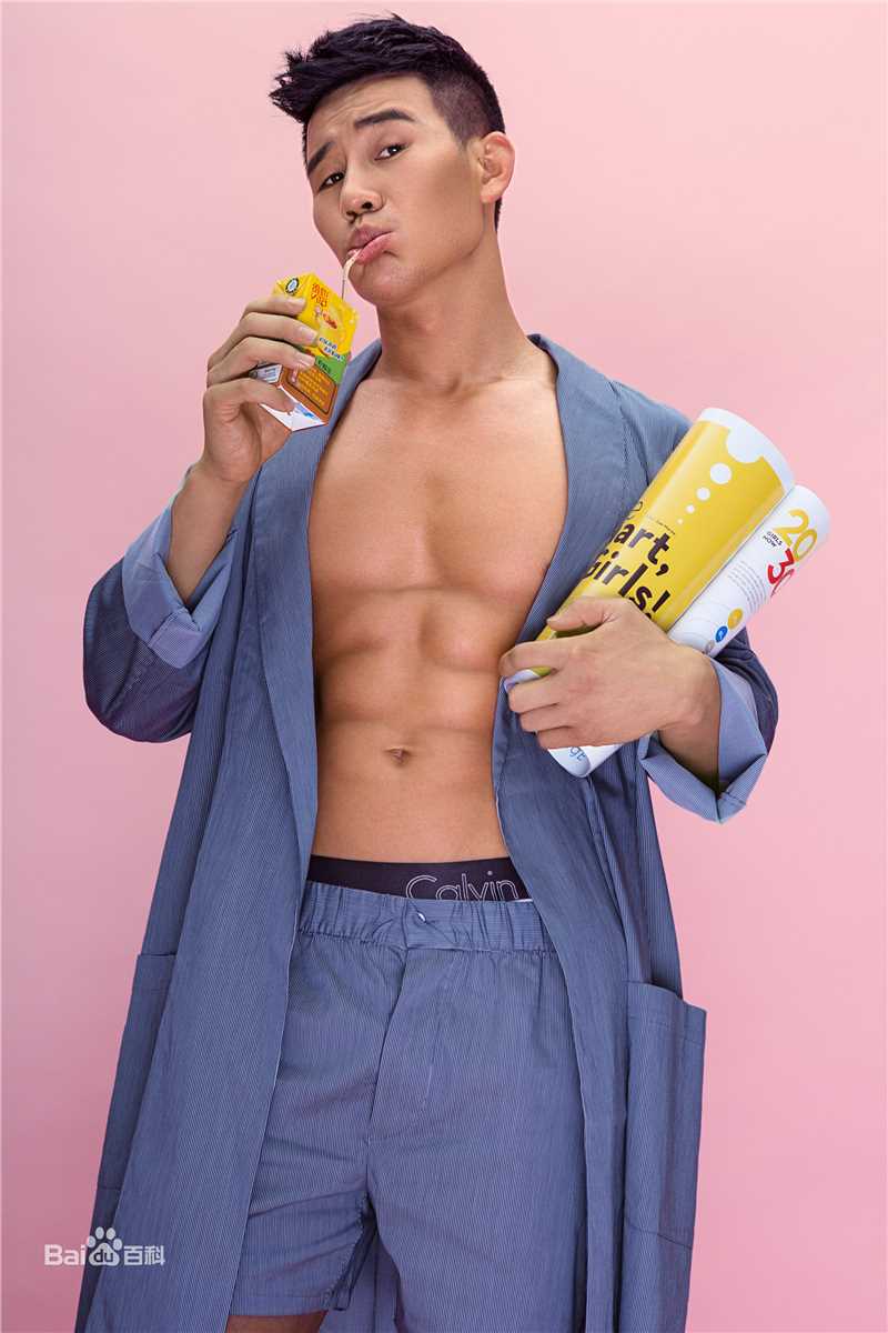 谢孟伟(Bruce)帅气