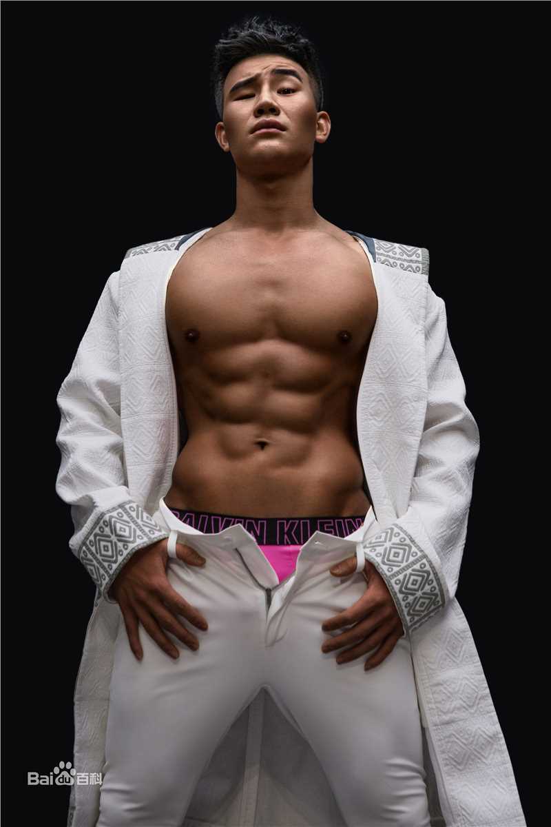 谢孟伟(Bruce)帅气