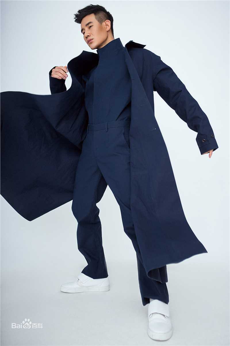 谢孟伟(Bruce)帅气