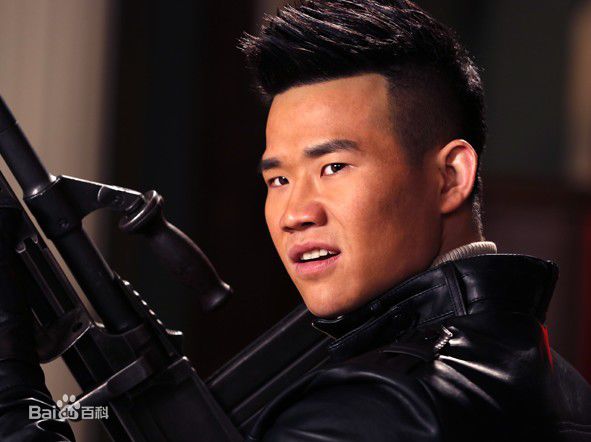 最优质谢孟伟(Bruce)在电视剧《英雄联盟》——中的相册