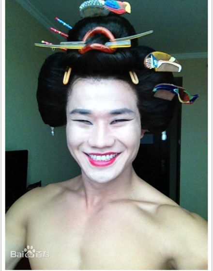 谢孟伟(Bruce)艺妓照壁纸壁纸