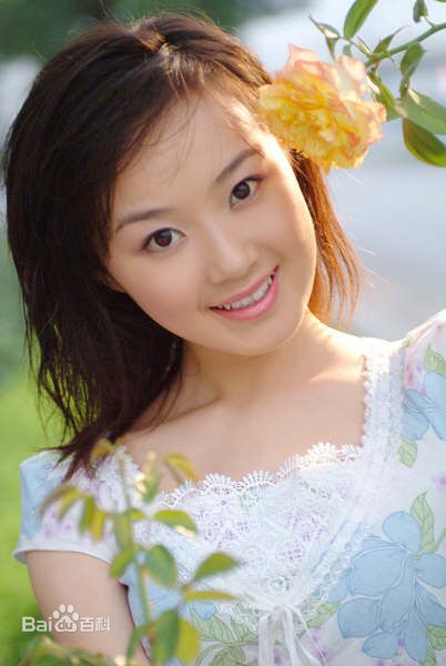 战菁一(Zhan Jingyi)最全生活照、片、剧照等相册