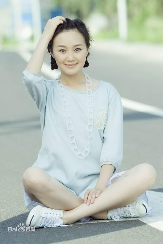 战菁一(Zhan Jingyi)最全生活照、片、剧照等相册