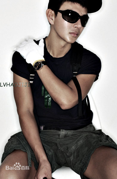 侣皓吉吉(RAY)佀皓喆前后照片