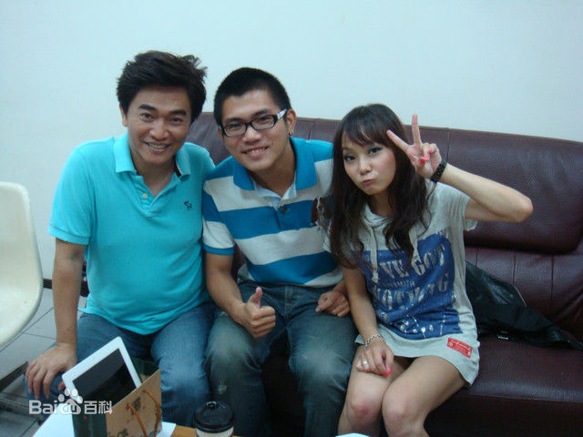 精选吴宗宪(Jacky Wu)在主持《你猜你猜你猜猜猜》照片（2011）中的图册