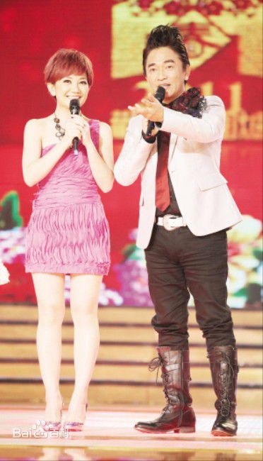 吴宗宪(Jacky Wu)2011年主持厦门卫视闽南语春晚图册