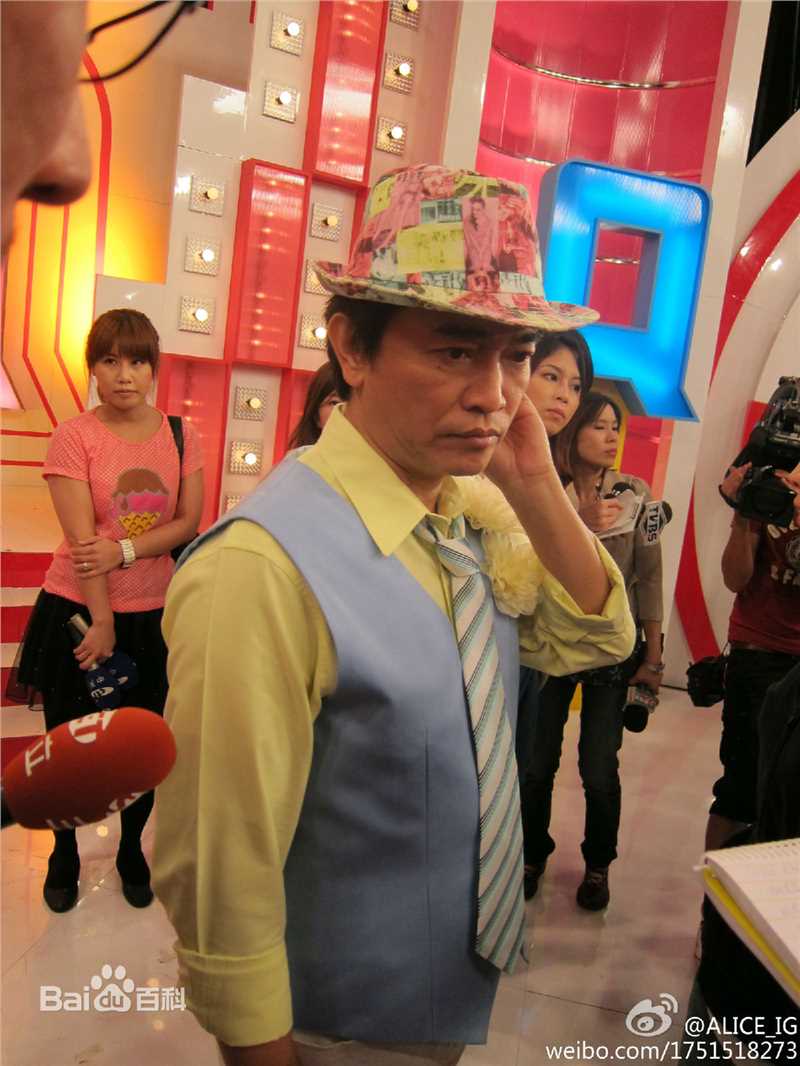 最全吴宗宪(Jacky Wu)在2011年主持《天才答不答》照片中的壁纸