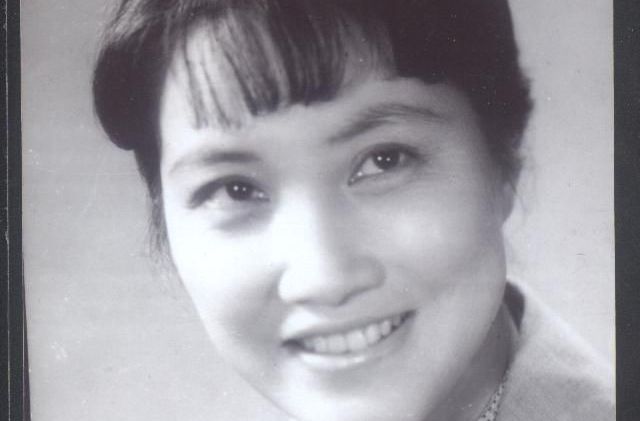 《祝希娟》封面图片