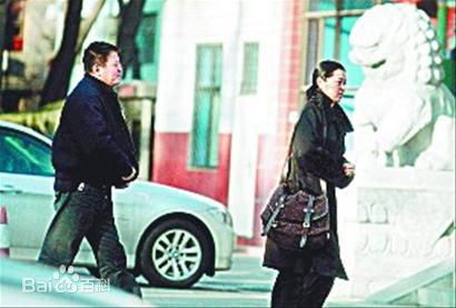 杨亚洲(Yazhou Yang)和倪萍素颜照相册