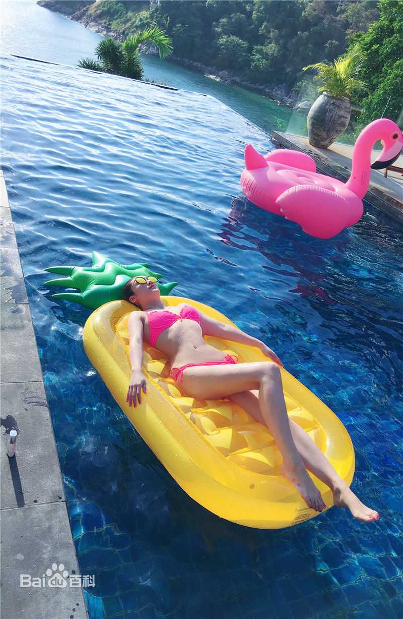 《刘芸》生活照