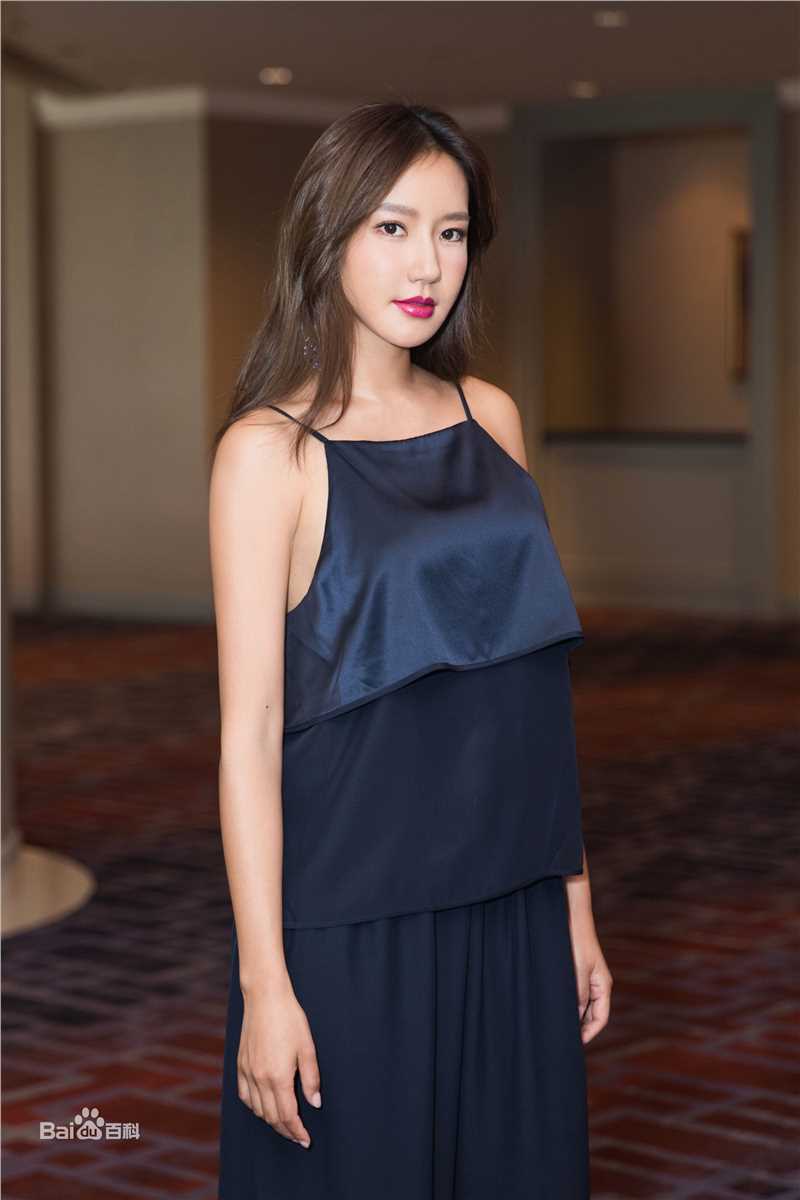 《韩雨芹（韩雪）》