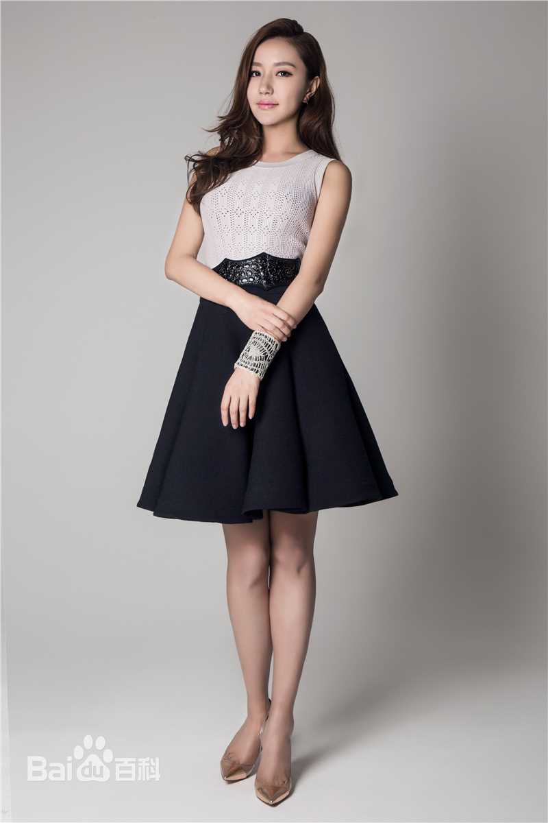 《韩雨芹（韩雪）》