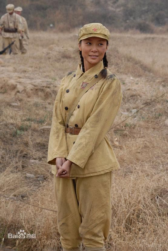 高清柯蓝(Michelle)在2006年《戈壁母亲》饰演孟苇婷中的图集