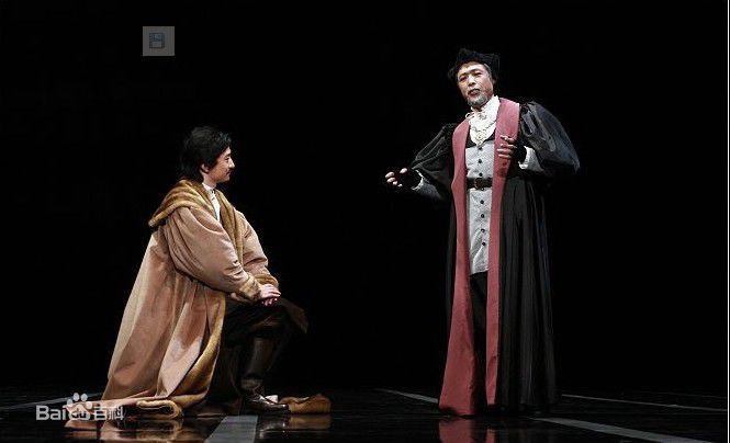 2010年话剧《哈姆雷特》剧照