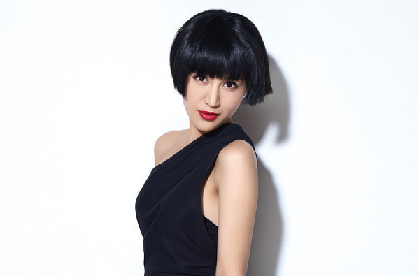 《鲍蕾》封面图片