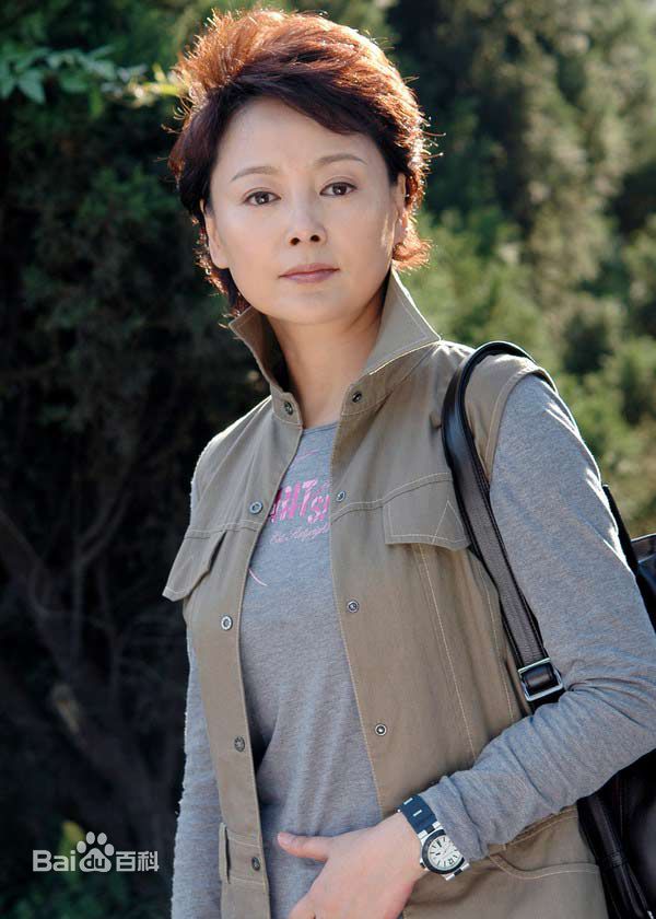 轰动一时的小街剧照