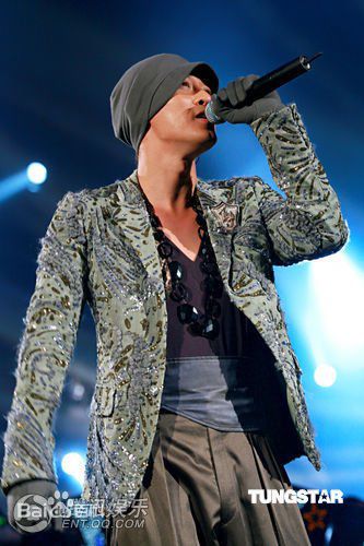 林峯/林峰(LAM Raymond)09林峰红馆个人演唱会素颜照相册