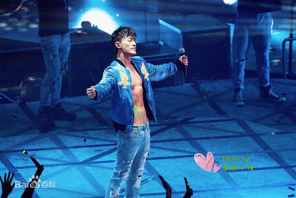 林峯/林峰(LAM Raymond)2016红馆演唱会图册