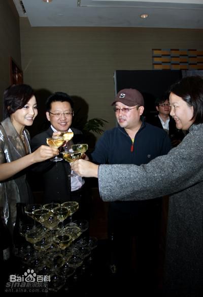 陶红(Helen Tao)出席活动中的图集图册