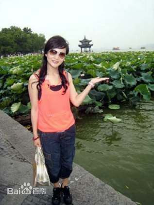 陶红(Helen Tao)生活照前后照片