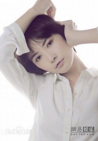 李媛(Li yuan)最全杂志大片壁纸