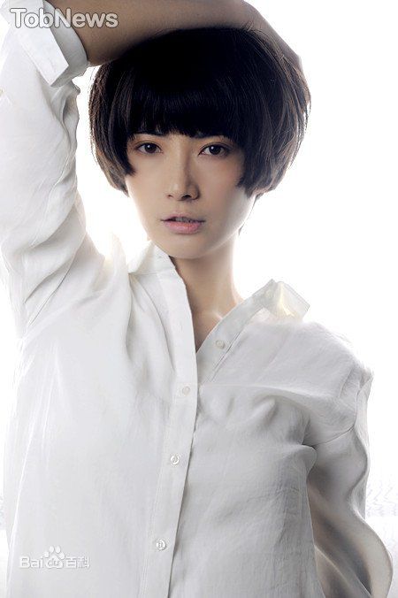 李媛(Li yuan)最全杂志大片壁纸