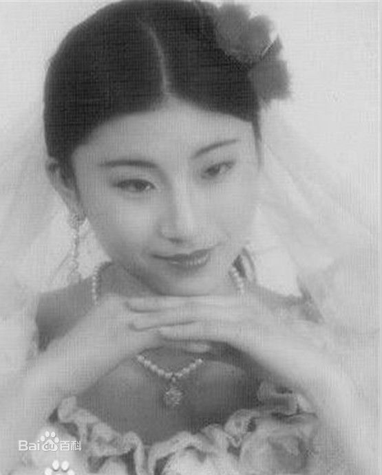 尚雯婕(Laure Shang)早年的图片图集