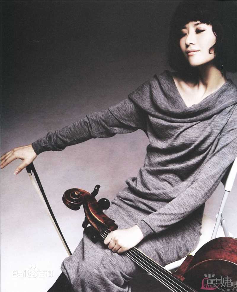 尚雯婕(Laure Shang)2009上海交响音乐会性感图片图集