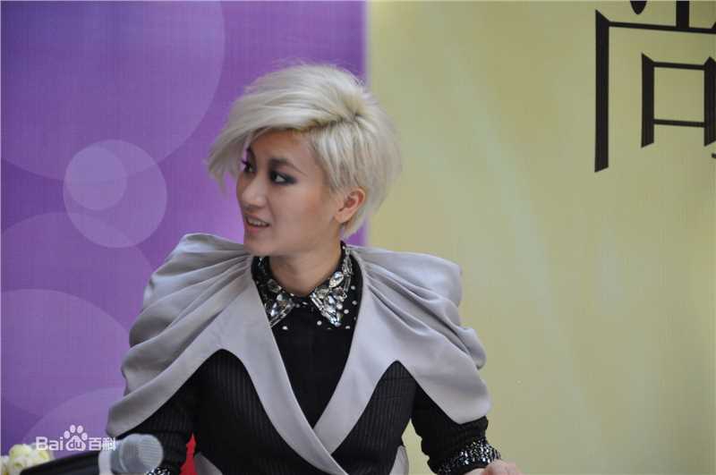 尚雯婕(Laure Shang)代言屈臣氏生活照