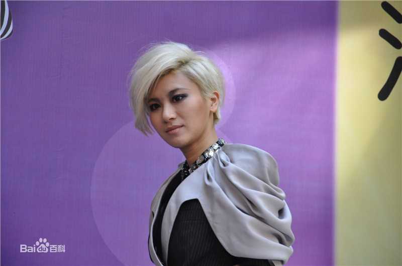 尚雯婕(Laure Shang)代言屈臣氏生活照