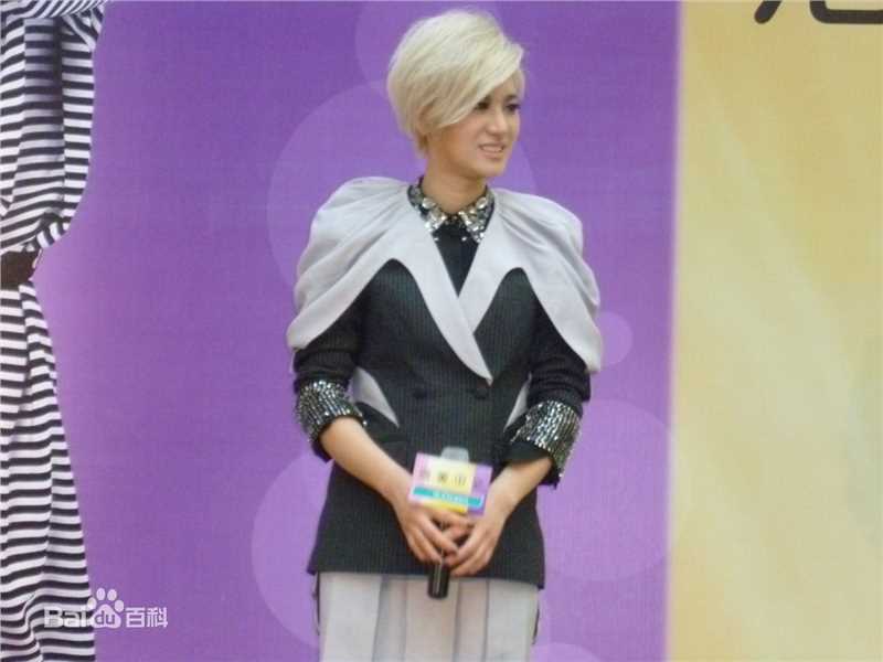 尚雯婕(Laure Shang)代言屈臣氏生活照