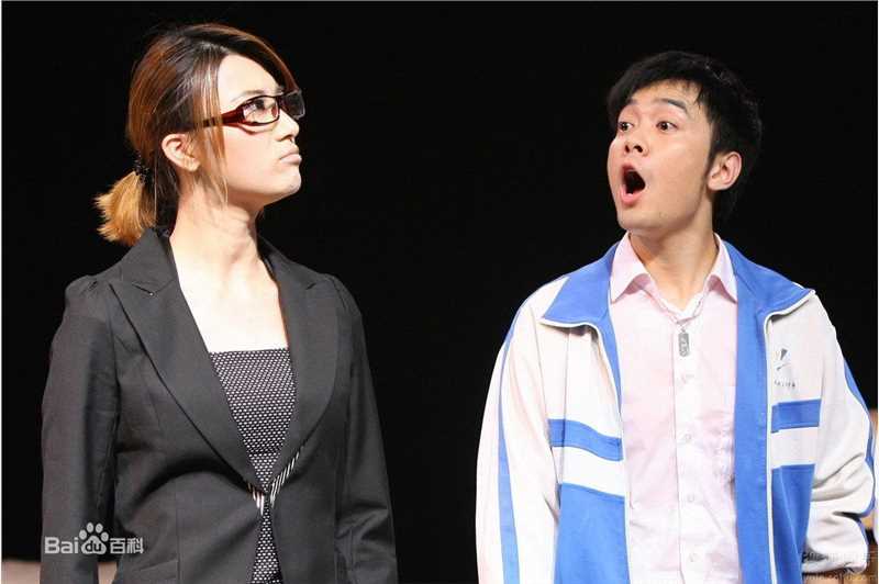 尚雯婕(Laure Shang)在话剧《两个人的法式晚餐》中的