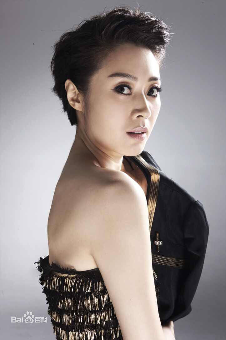 范志博个人照片