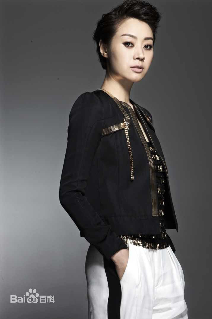 范志博个人照片