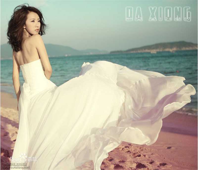 李念海滩婚纱照