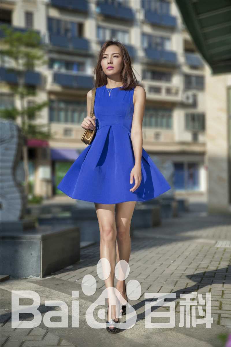 郑罗茜(rossi)街拍前后照片