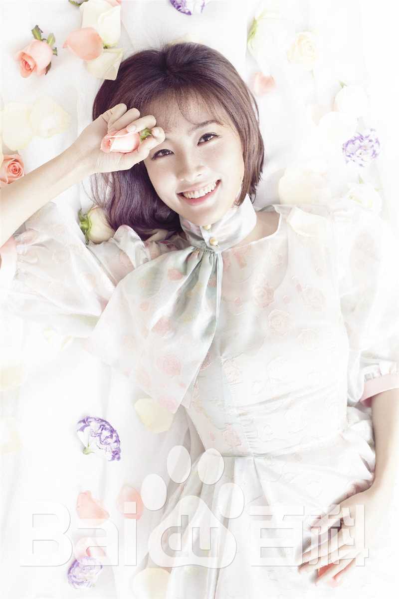 郑罗茜(rossi)春之话语前后照片