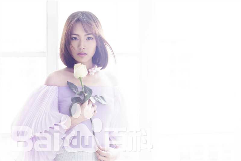 郑罗茜(rossi)春之话语前后照片