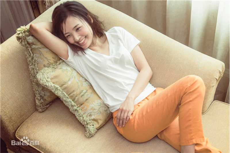 郑罗茜(rossi)初秋